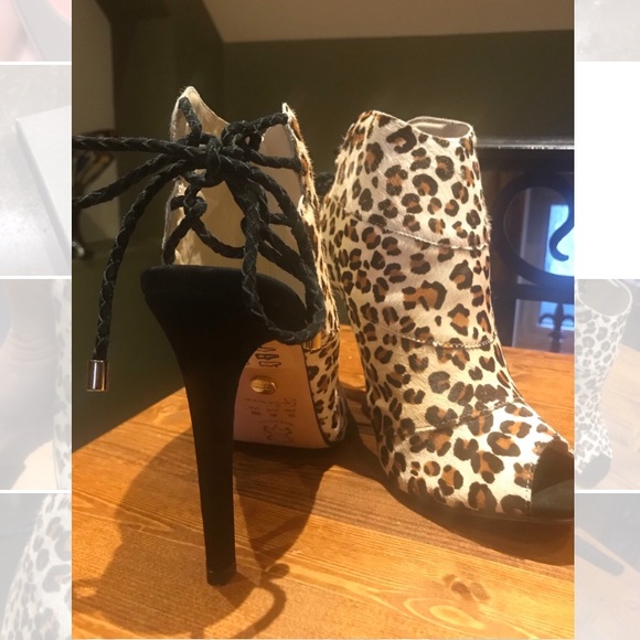 Guilhermina Brazilian Open-Back Booties - Picture 3 of 7